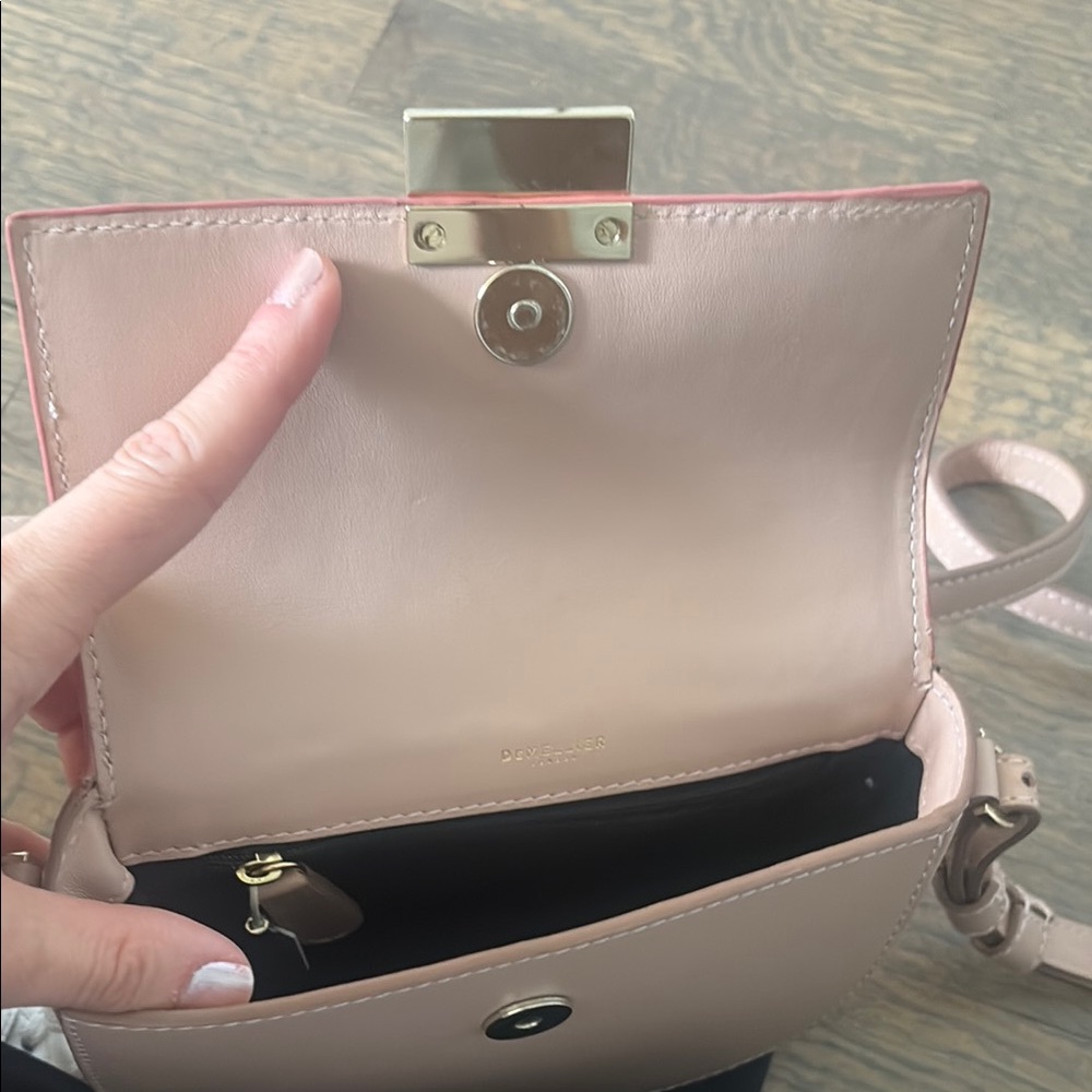 DeMellier Two Tone Pink Crossbody Bag with Modern Minimalist Design - Picture 5 of 7